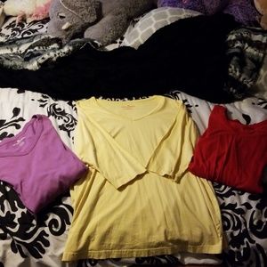 3 woman within 3/4 sleeve tops